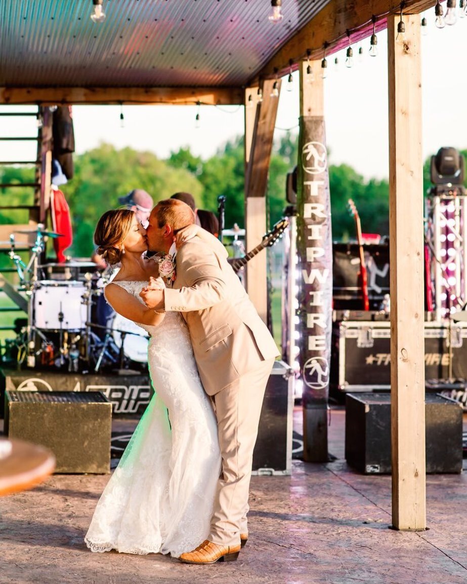 Gallery Image #slidesGrid4