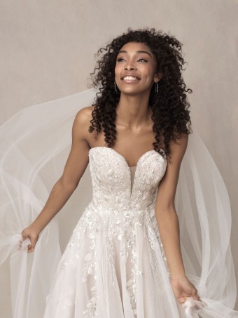 Allure Bridals Style #9852 #15 thumbnail