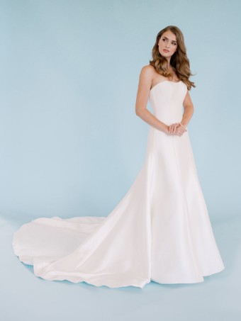 Allure Bridals Style #L518 #0 default thumbnail